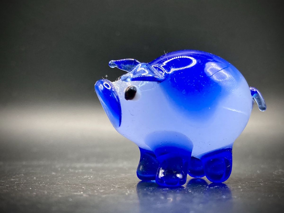 Statuette: Glas Figuren Schweine blau 5er Set – Usato da Vinelz venduto da Viewfinder84 1