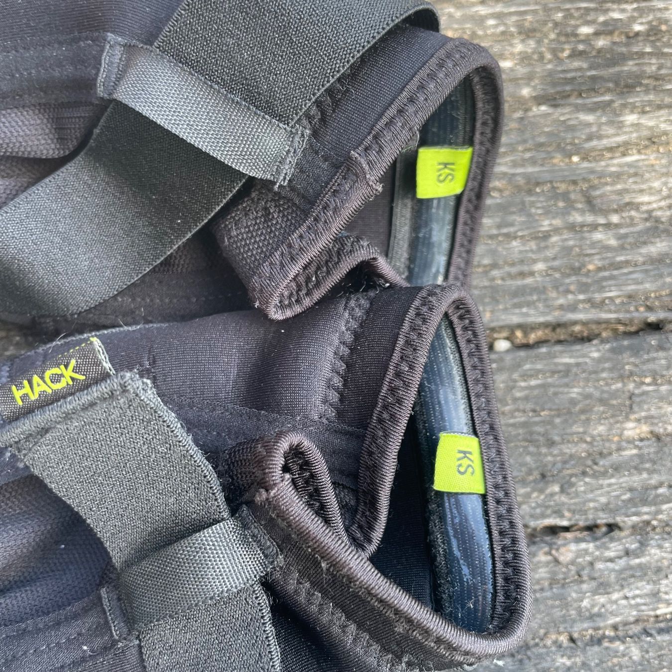 IXS Schutz & Schoner: MTB Knie und Ellbogenschoner Kinder IXS Hack EVo – Neu (gemäss Beschreibung) aus Amden von  3