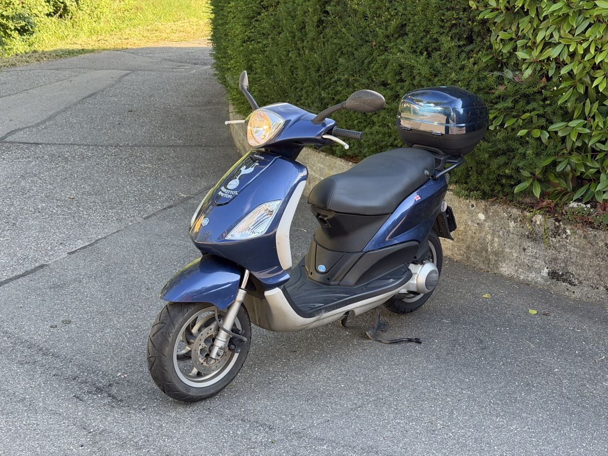 Piaggio Strasse: PIAGGIO FLY 125 Ab Mfk  – Gebraucht aus Zullwil von Autocentersalii