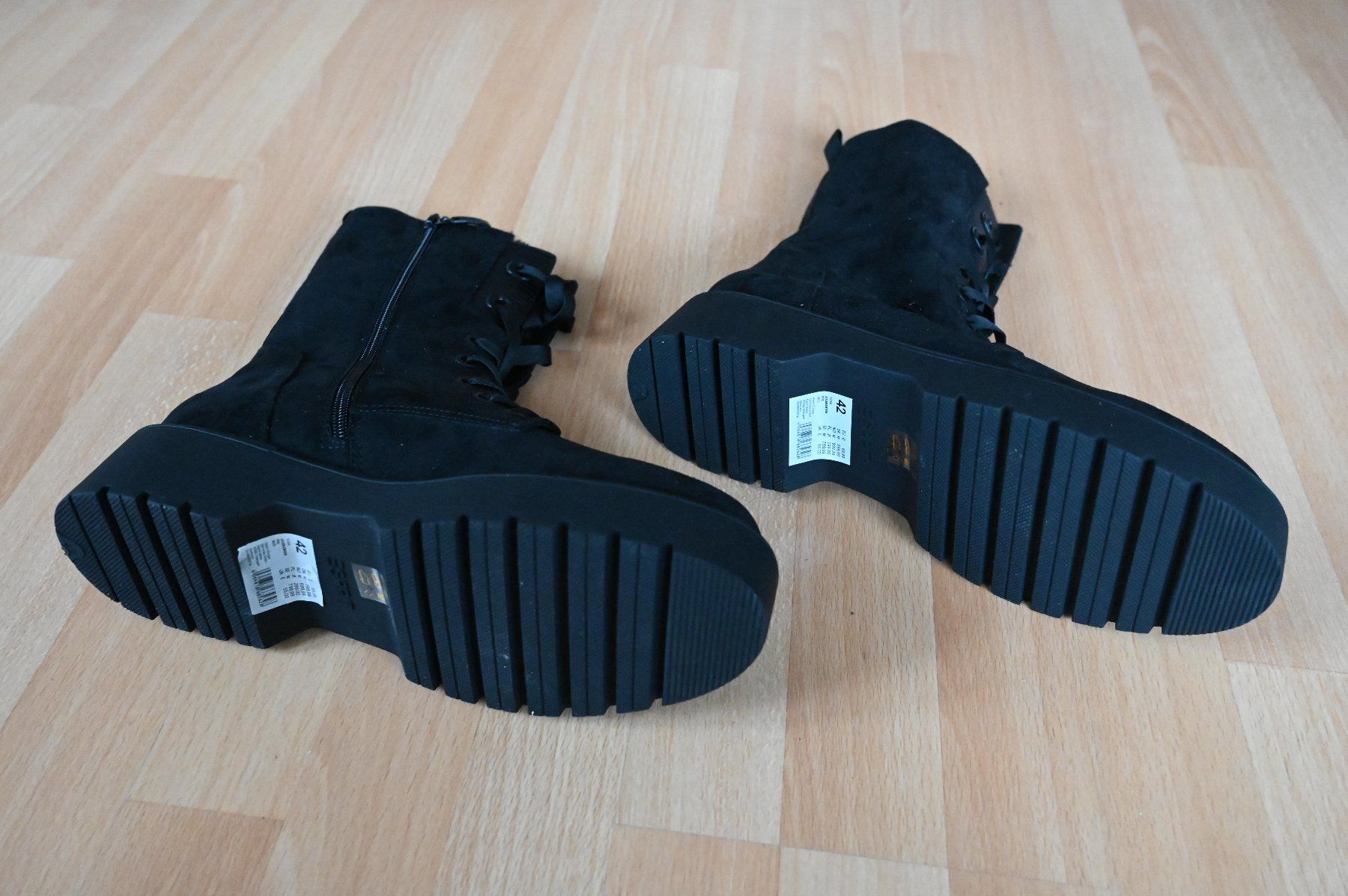 Esprit Scarpe da donna: ESPRIT schwarze Winterboots Gr. 42 – Nuovo (secondo la descrizione) da Binningen venduto da sunshine_70 2