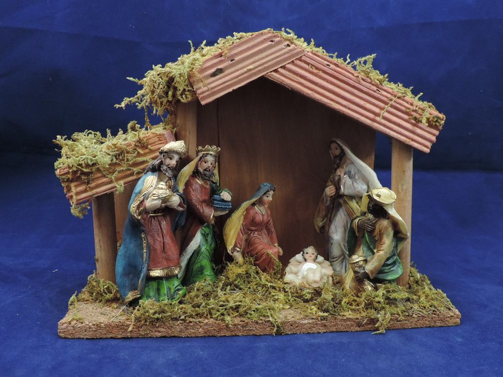 Moderne Weihnachtskrippe Aus Holz | Krippe Für Weihnachten | Ideal Als