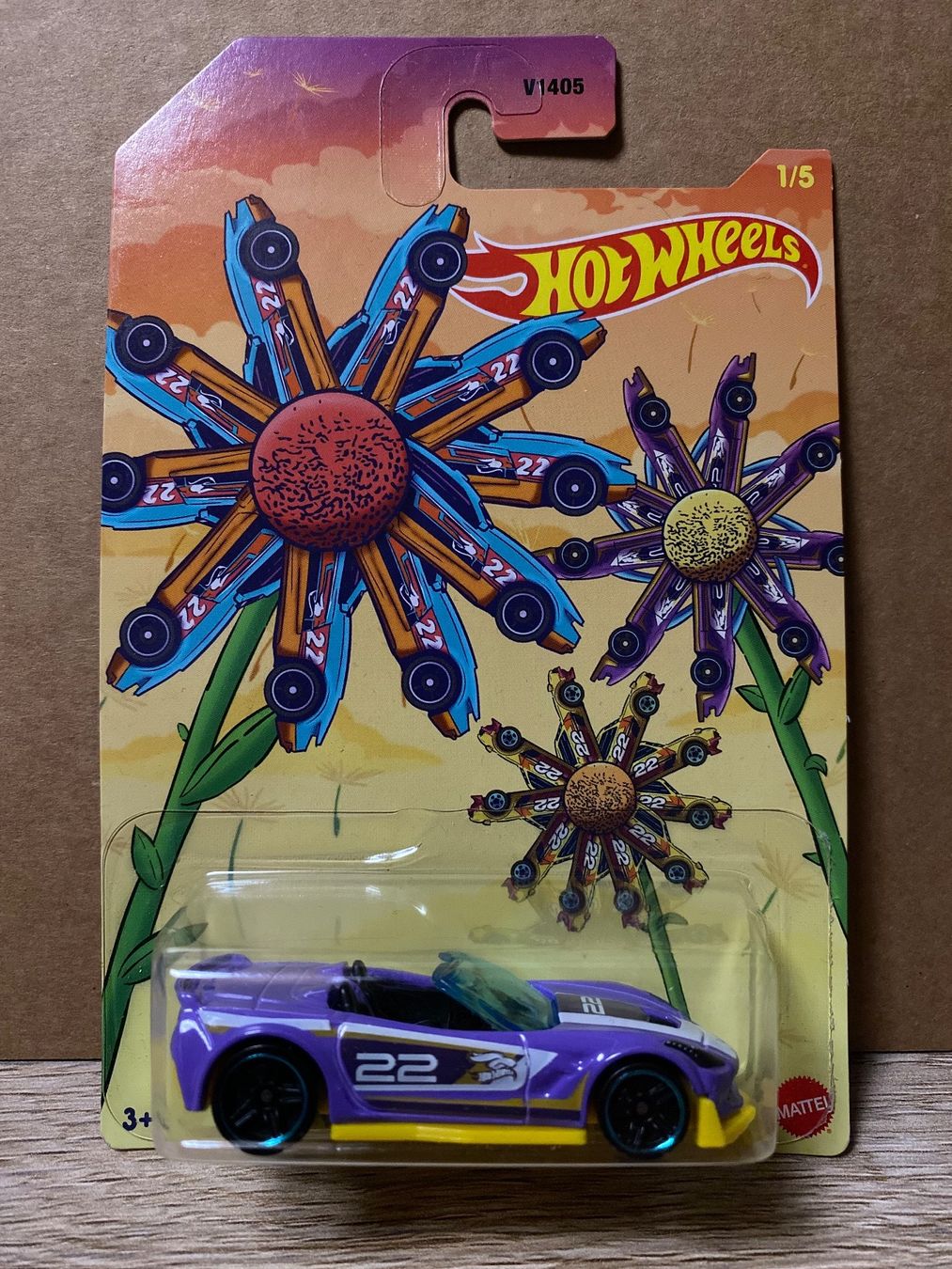 Hot Wheels Giocattoli: Hot Wheels 2022 Spring / Easter Series - Corvette C7 Z06 Con – Nuovo (secondo la descrizione) da Romanshorn venduto da jul_f68h