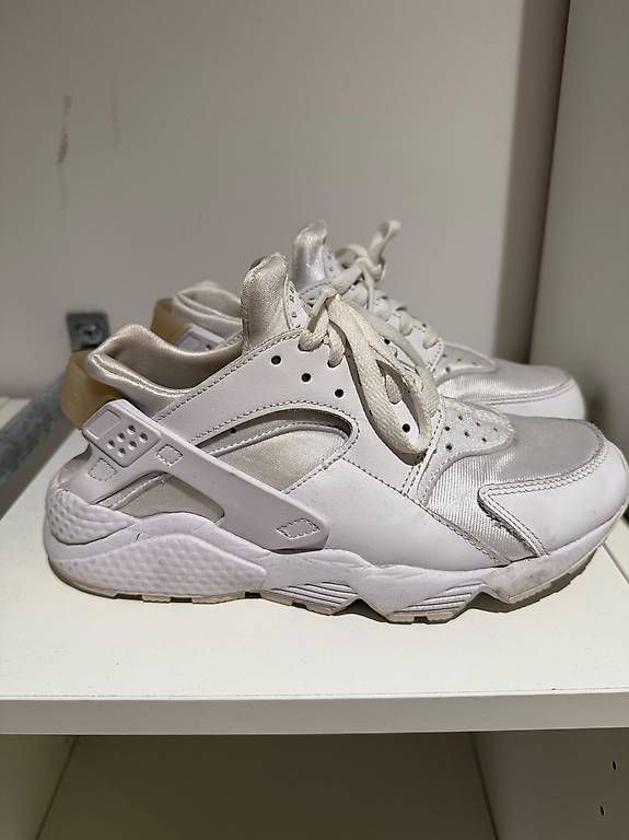 Scarpe da uomo: Nike Air Huarache – Nuovo e nell'imballaggio originale da Zürich venduto da nic_c8k6