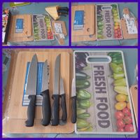 Set de couteaux avec diverses planches+moulin à poivre neuf
