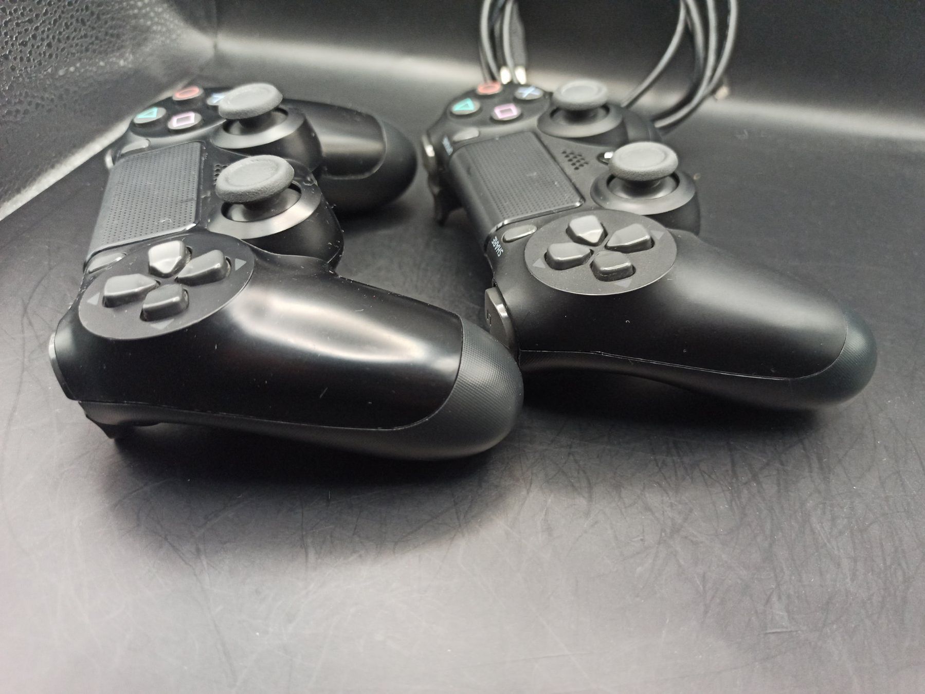 Controller: 2 x Original Controller Sony PS4 Wireless DualShock 4 V2 – Gebraucht aus Oberweningen von mar_87mx 5