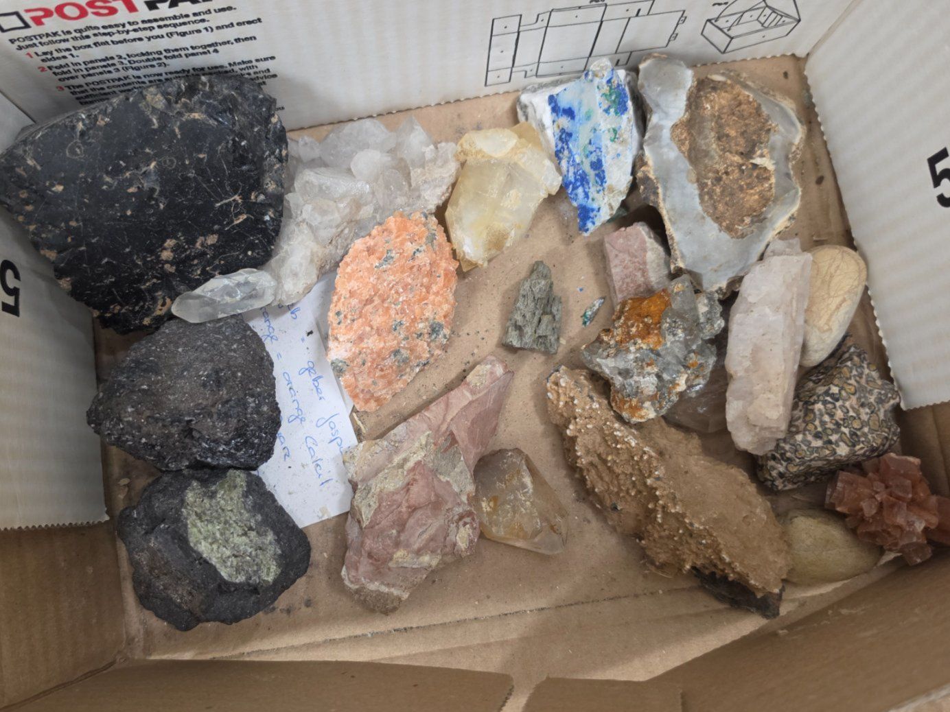 Mineralien & Heilsteine: Verschiedene Mineralien und Gesteine – Gebraucht aus Steffisburg von rop_5zpp