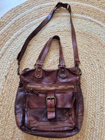 Italienische Handtasche / Umhängetasche Leder