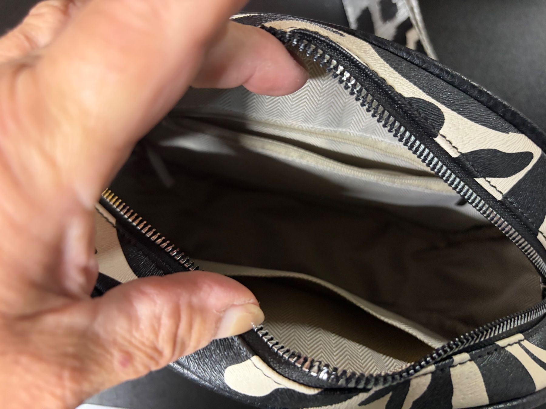 Taschen für Damen: Umhängetasche – Gebraucht aus Obergösgen von Andre118 3
