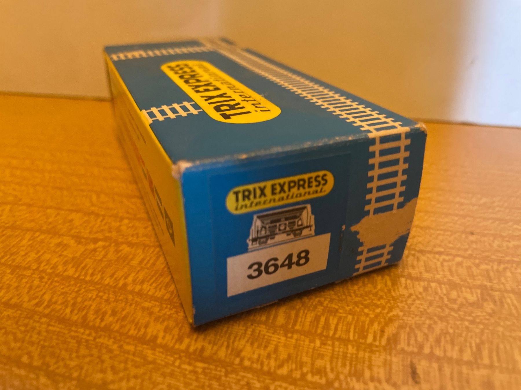 Trix Modellini di ferrovie: Trix Express H0 Wagen: 3er Mulden – Usato da Suhr venduto da Daneli7 5