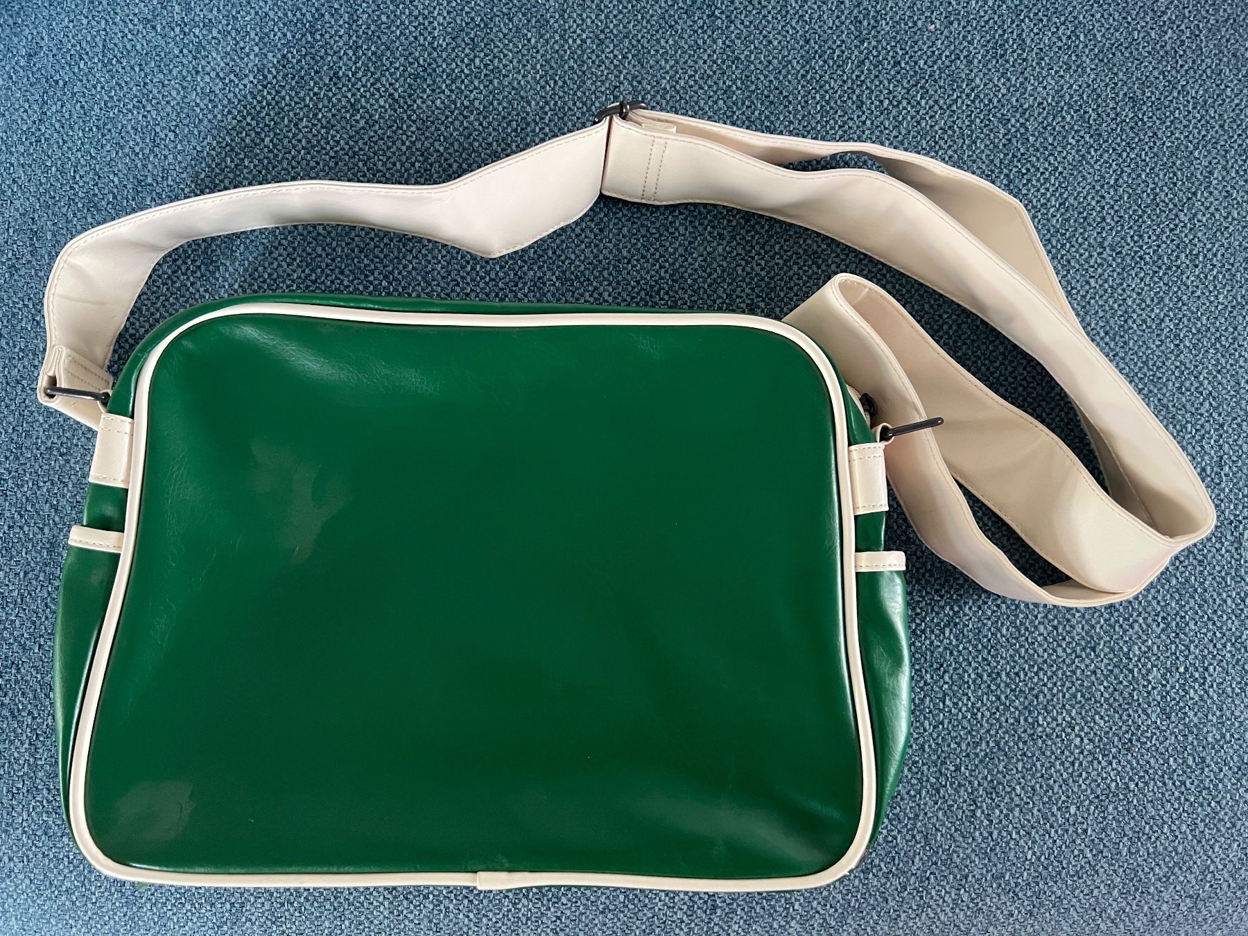 Converse Taschen: Converse Bag - Reporter (green) – Neu (gemäss Beschreibung) aus Rickenbach LU von 19Sandro97 1