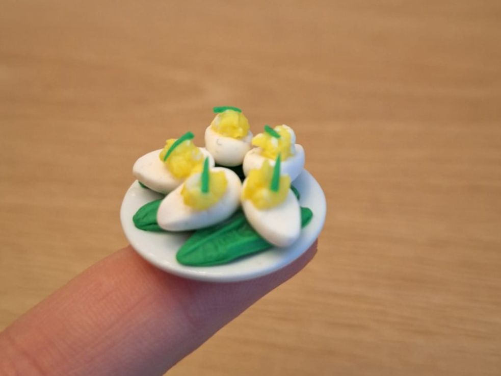 Case e mobili per bambole: Handmade Gefüllte Eier – Nuovo (secondo la descrizione) da Zürich venduto da HandmadeTinyFood 3