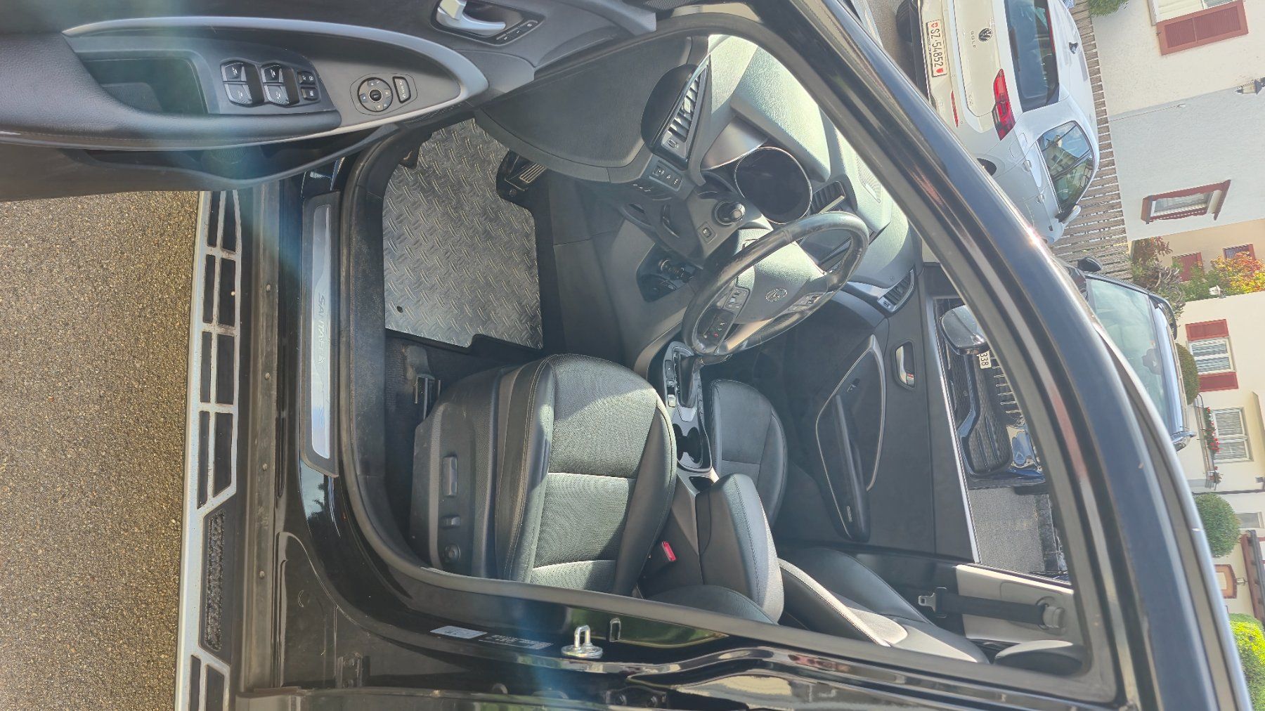 Hyundai Automobili: Hyundai Santa Fe 2015 – Usato da Pfäffikon SZ venduto da Leon777 9