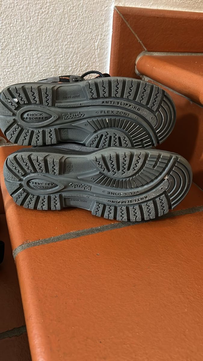 Herrenschuhe: Scarponcini trekking Sympatex – Neu (gemäss Beschreibung) aus Mendrisio von ali_72xt 1