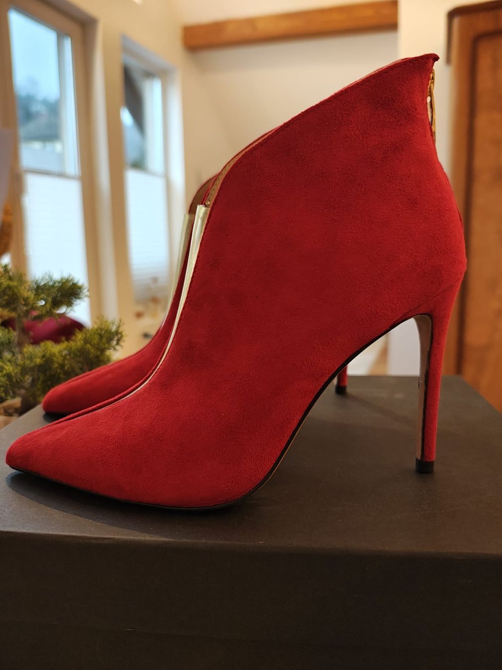 Scarpe da donna: Neue Wildleder-Stiefeletten – Nuovo (secondo la descrizione) da Teufenthal AG venduto da yul_x526 1
