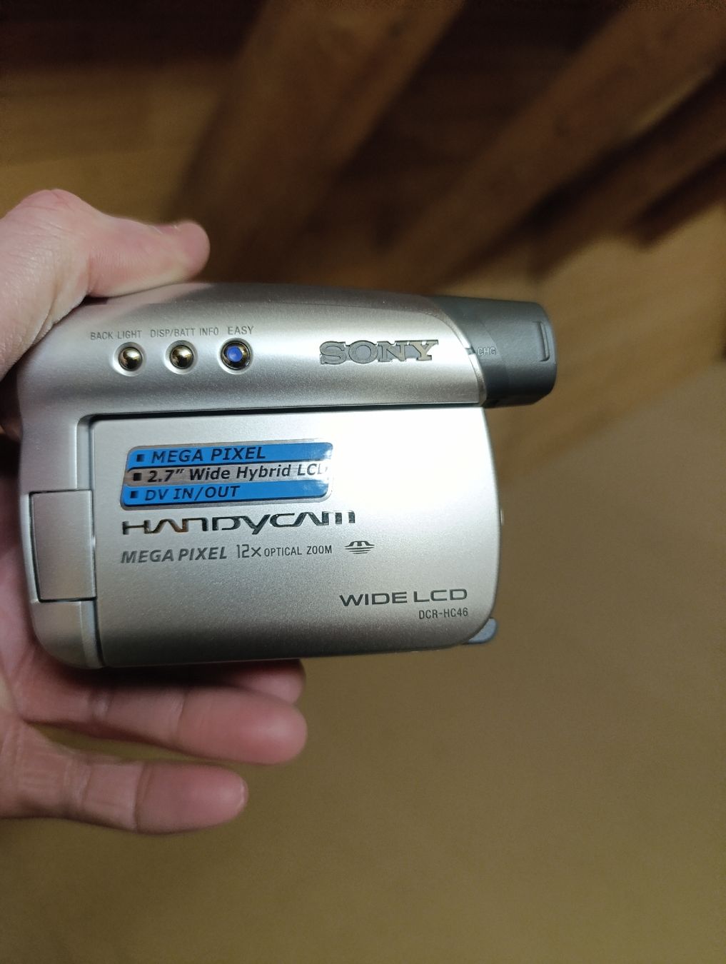 Sony Videocamere: Sony Handycam DCR-HC48 – Nuovo (secondo la descrizione) da Stäfa venduto da Phenomenom