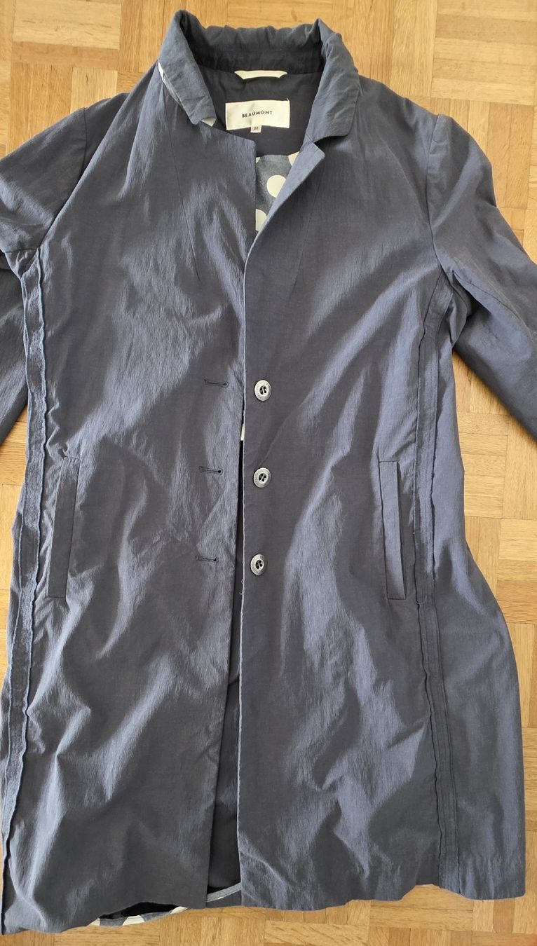 Cappotti: Manteau/ veste bleu Beaumont taille 38 – Usato da Yverdon-les-Bains venduto da van_dq65