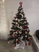 Wunderschöner Weihnachtsbaum mit Schmuck zu verkaufen!