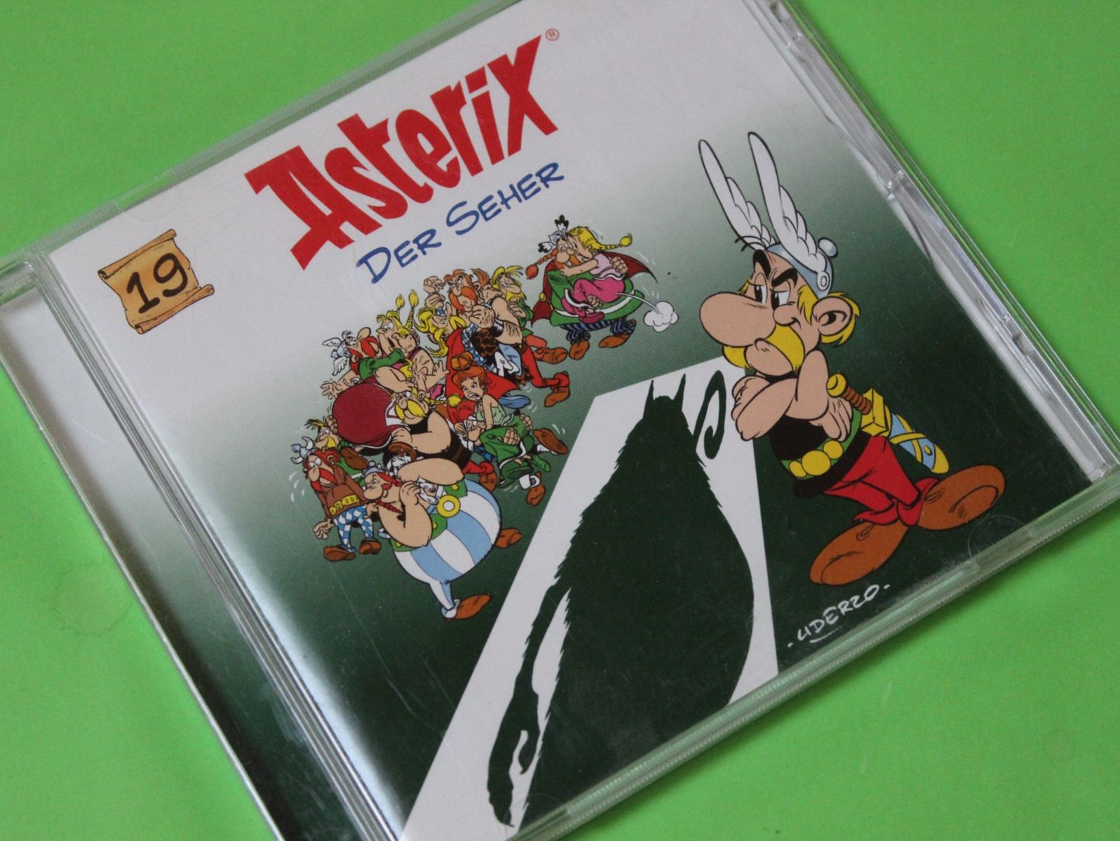 Audiolibri: ASTERIX 19 - DER SEHER Hörspiel-CD – Usato da Tübach venduto da JamesStone