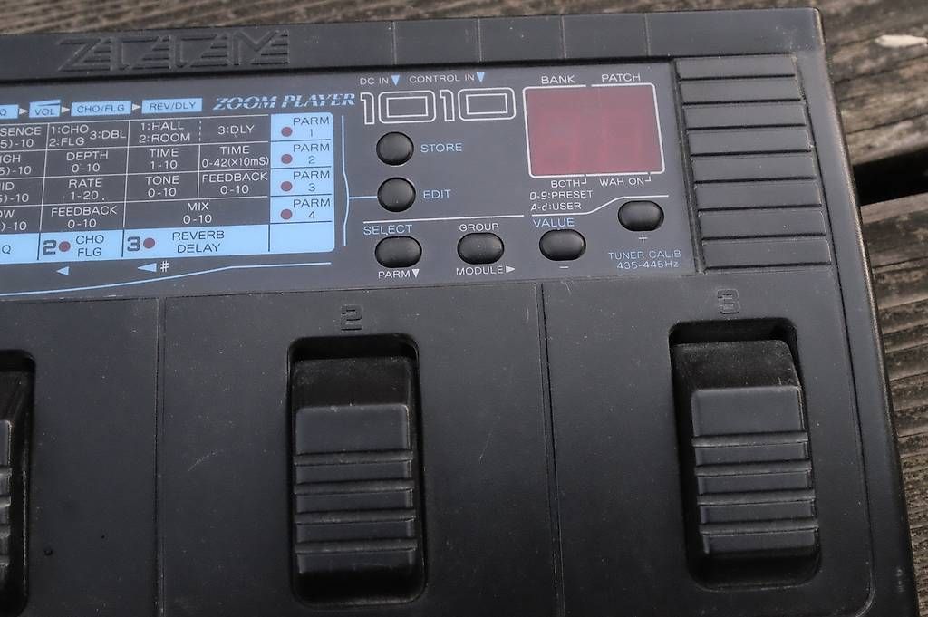 Zoom Strumenti musicali: Zoom 1010 Retro Multieffekt – Usato da Winterthur venduto da hermanadam 3