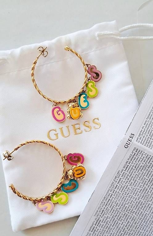 Guess Orecchini pendenti & Orecchini a lobo: Orecchini Guess – Nuovo e nell'imballaggio originale da Pregassona venduto da mik_x5y6