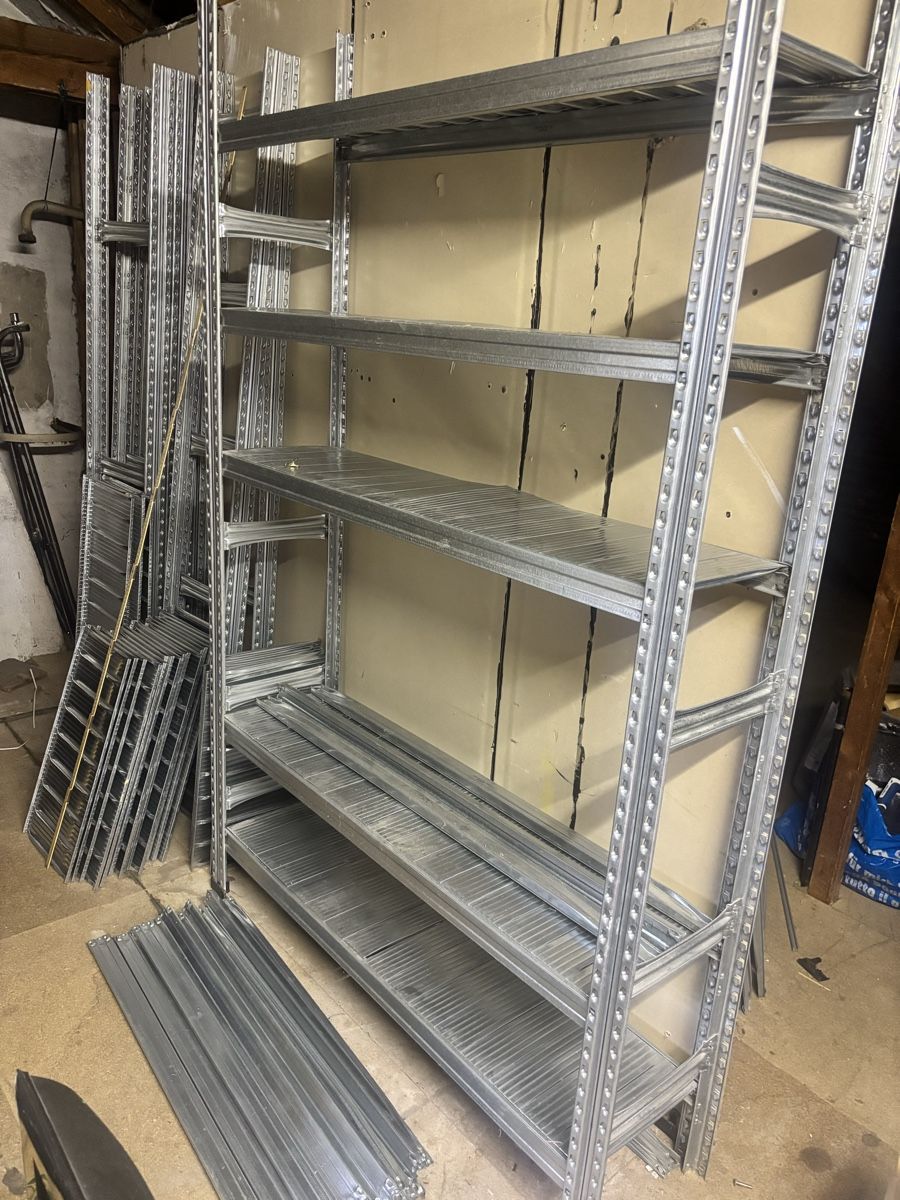 Scaffali: Metall Gestell  – Usato da Zürich venduto da Saho86 5