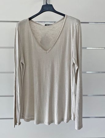 Langarmshirt V-Ausschnitt - Grösse ca. 34/36/38 - NEU