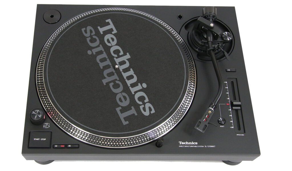 Technics Giradischi: Technics SL-1210 MK7 – Nuovo e nell'imballaggio originale da Toffen venduto da RohrerHiFiAG
