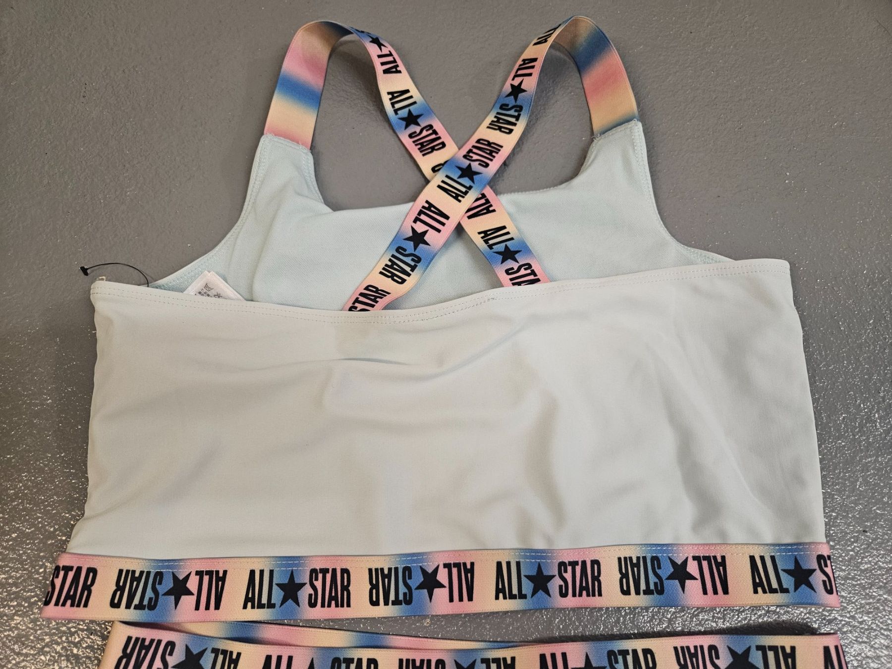 Costumi da bagno & Bikini: Neues Bikini von cnverse 140-155 – Nuovo e nell'imballaggio originale da Wangen ZH venduto da tulipe55 1