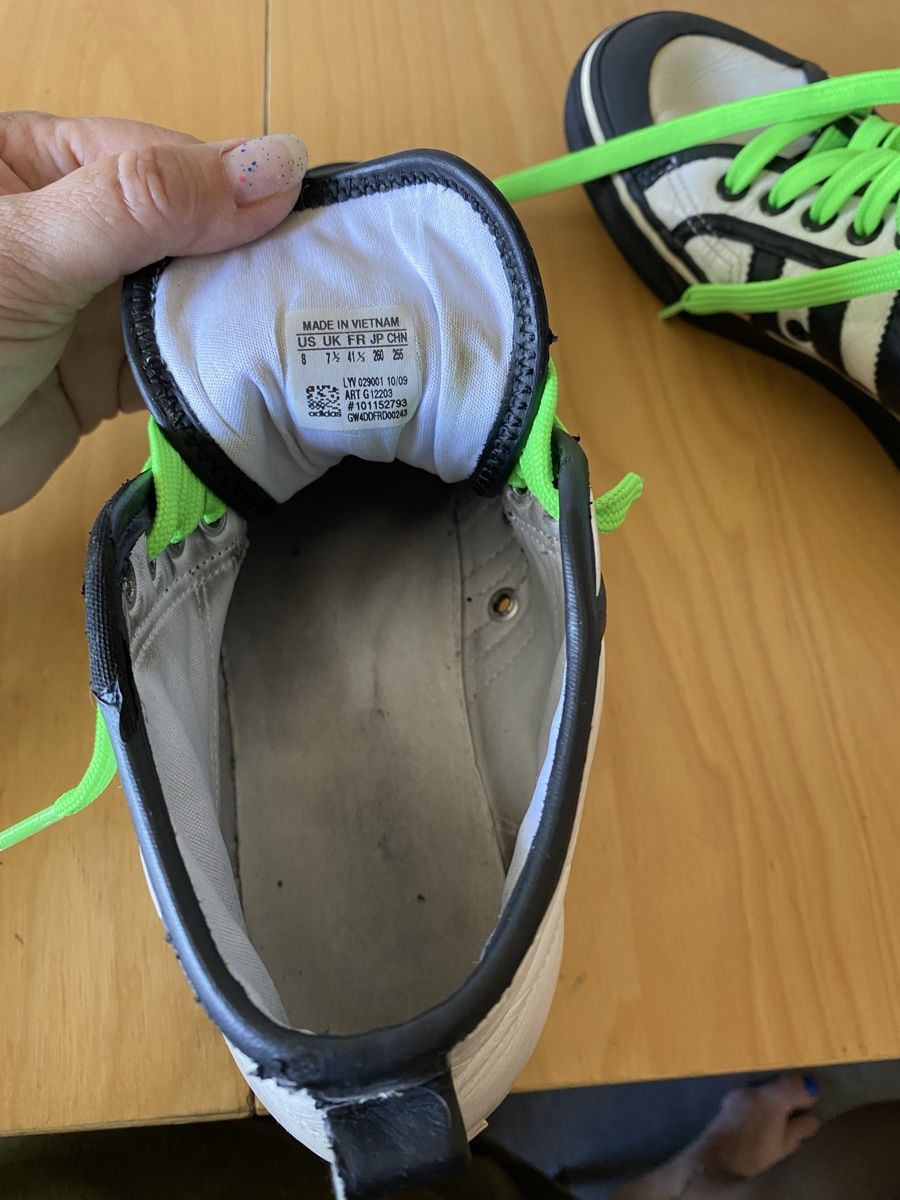 Adidas Scarpe da donna: Adidasschuhe Damen Gr. US 8 – Usato da Zürich venduto da Ethno1 2
