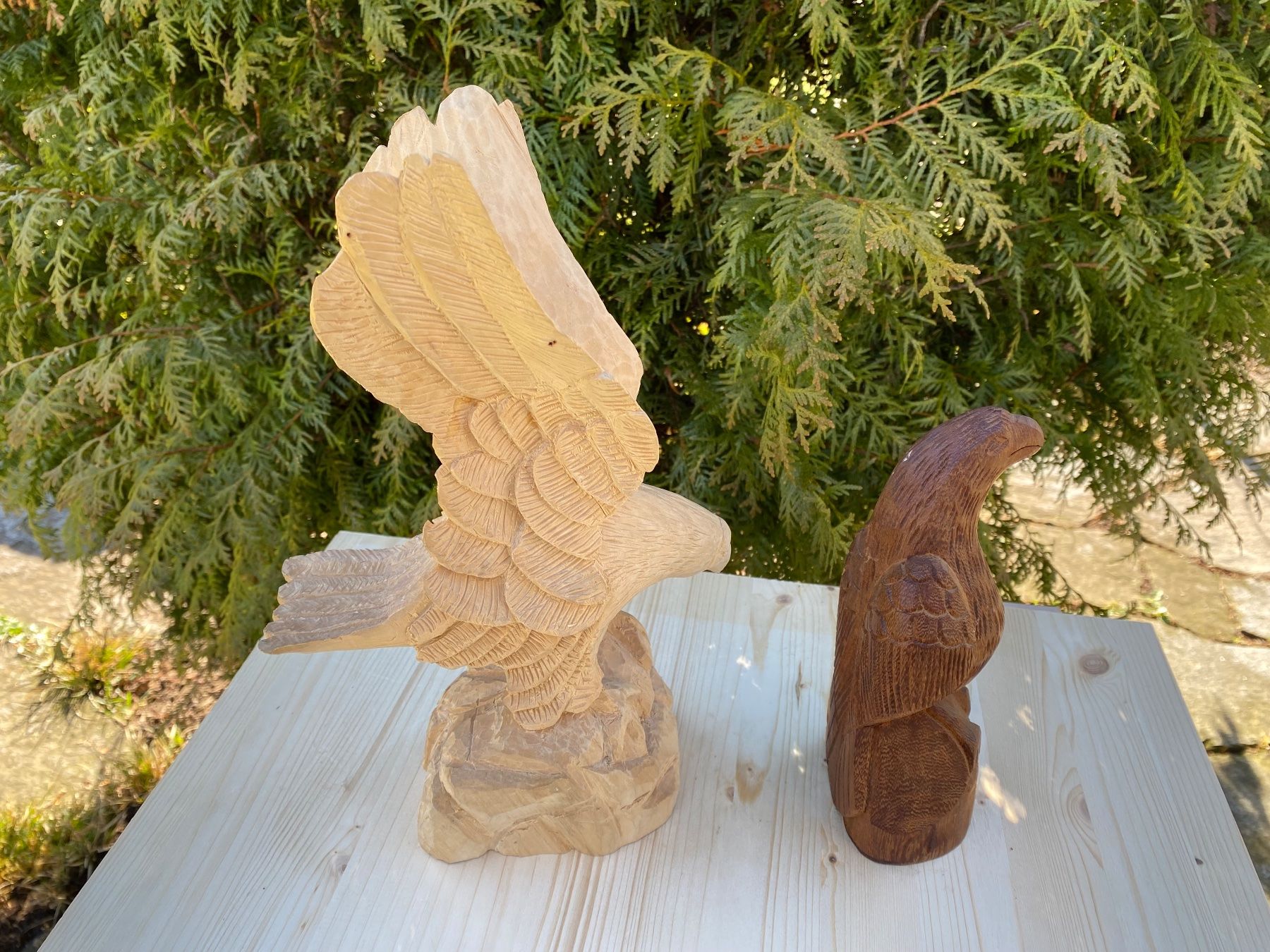 Statuette: 2 schöne geschnitzte Adler aus Holz – Usato da Feldbach venduto da Olive1 2