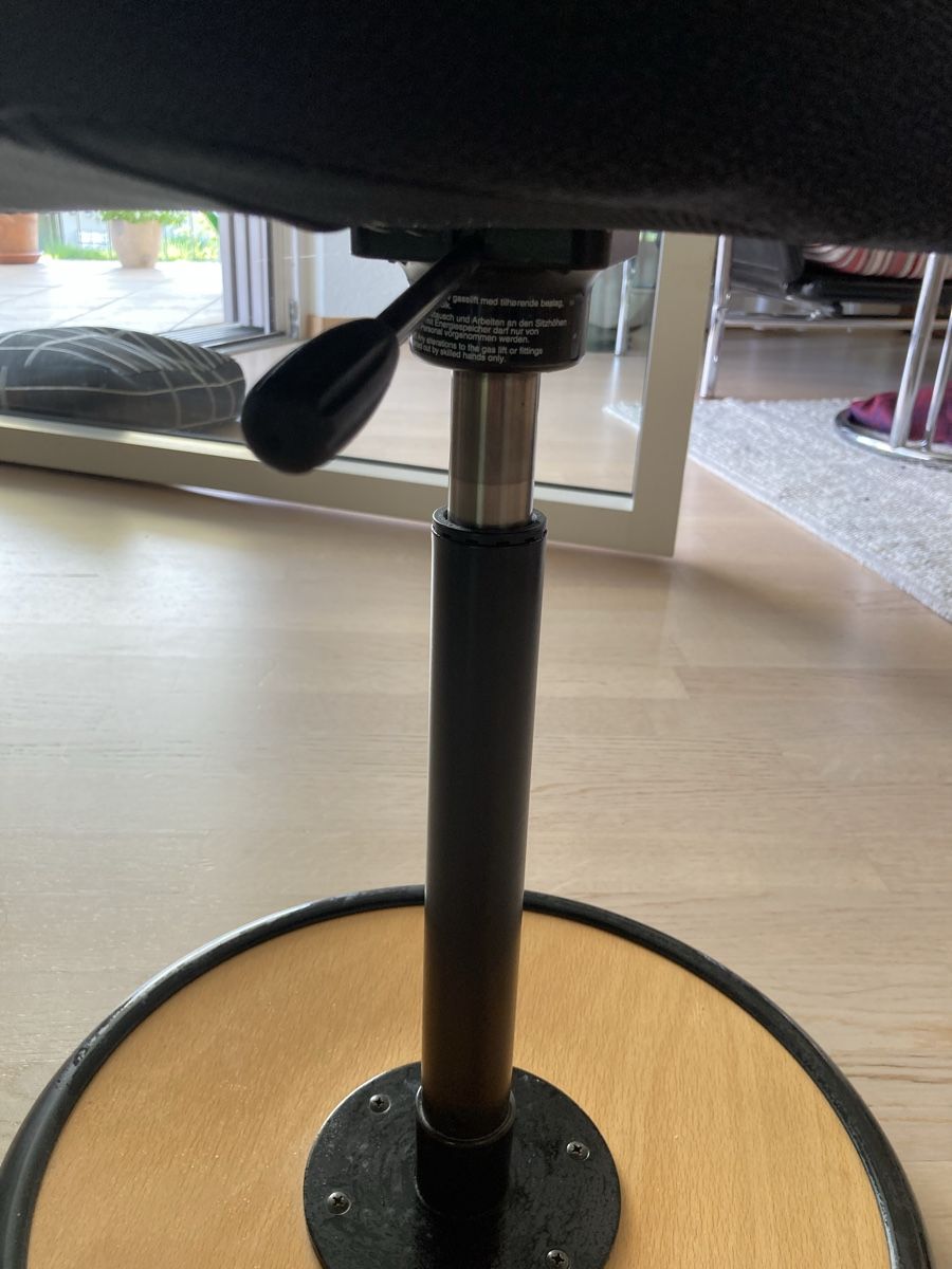 Stokke Stühle: BÜROSTUHL STOCKE – Gebraucht aus Hombrechtikon von Caddy_19 2