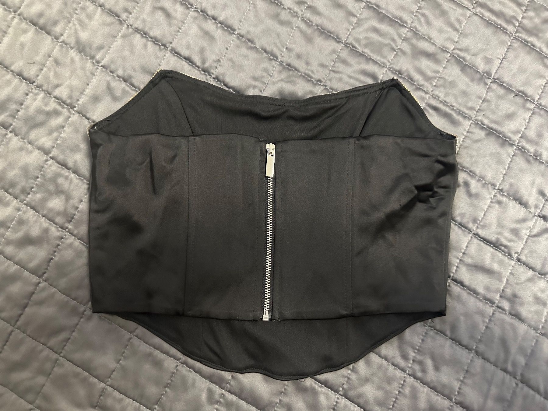 Tally Weijl Top: Schwarzes elegantes Top mit Strass, Grösse M – Nuovo (secondo la descrizione) da Zürich venduto da kri_hy6t 2