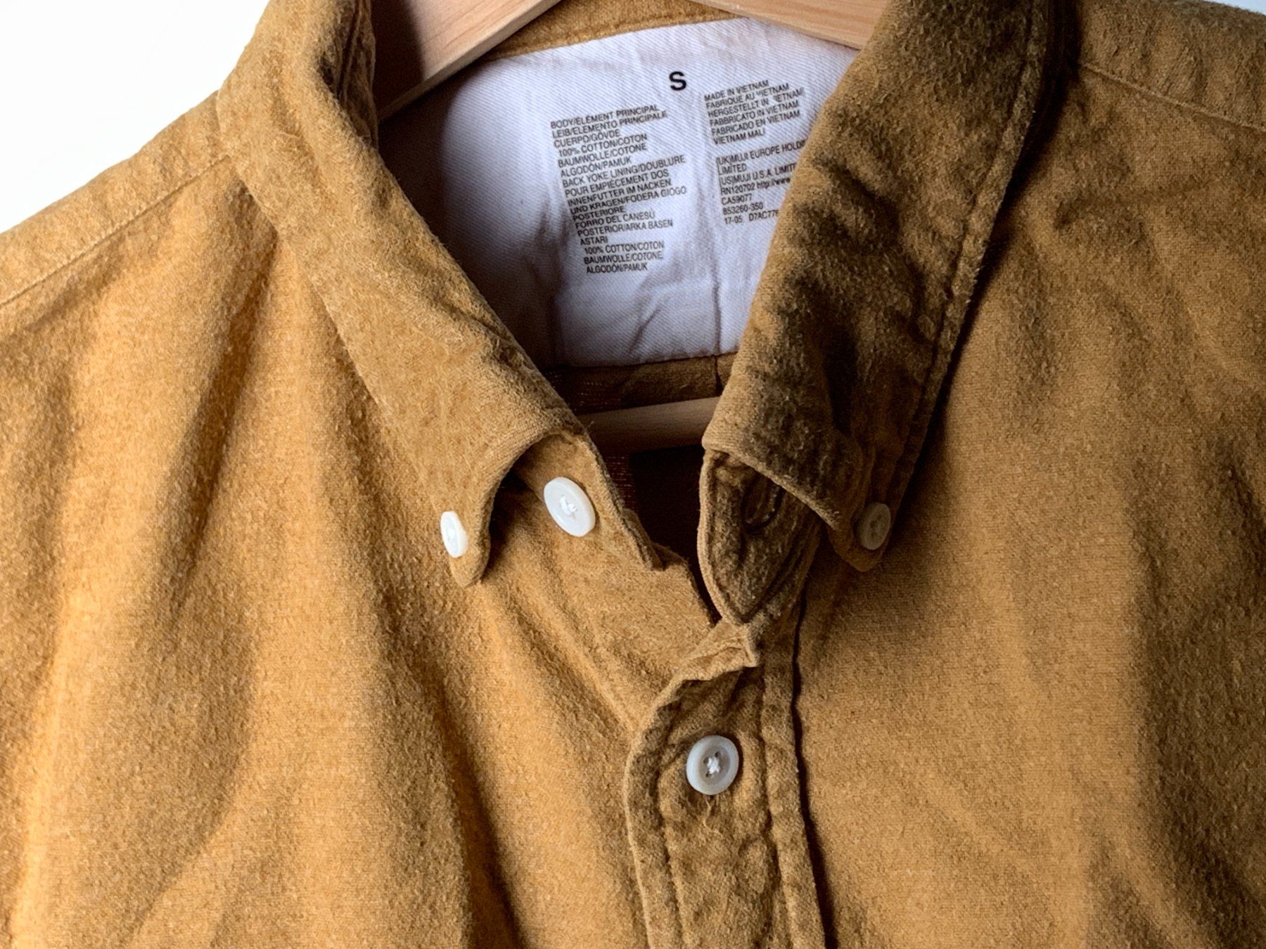 Muji Camicie: Muji Button-Down Hemd, Senfgelb, Grösse S – Usato da Zürich venduto da lor_s6l8 6