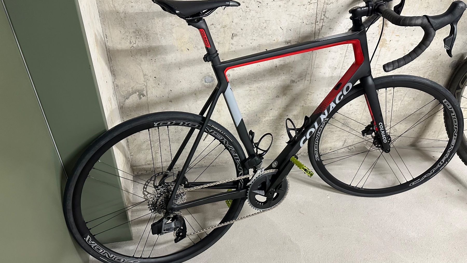 Colnago Biciclette: Colnago V3 – Usato da Zürich venduto da ibud 1