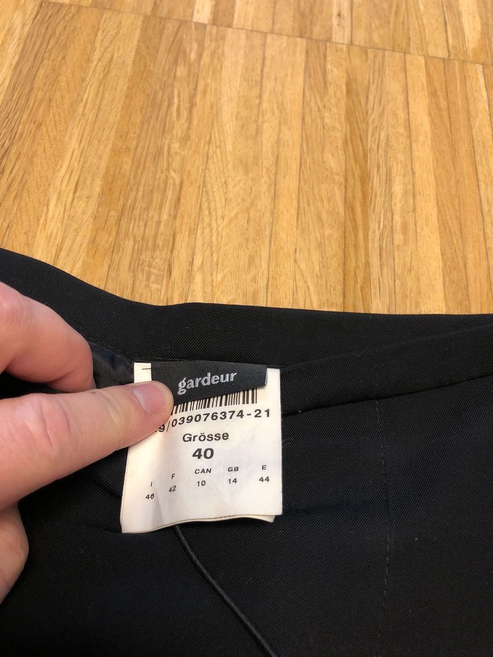 Gonne: Damen Kleid – Usato da Menzingen venduto da Dali2504 3