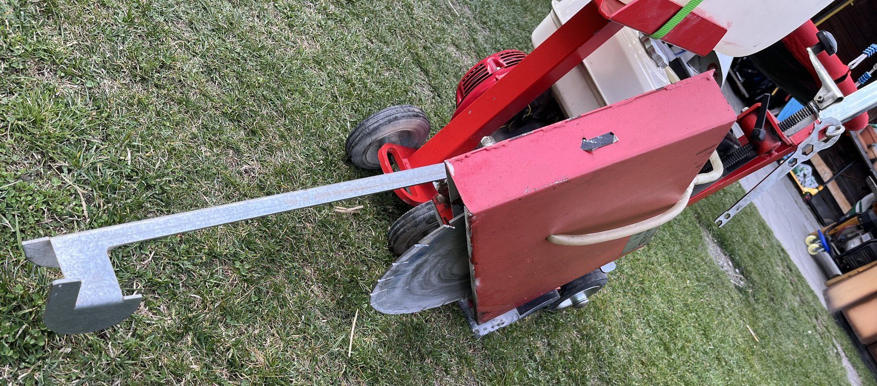 Honda Tutte le macchine: Betonschneider / Fugenschneider – Usato da Cazis venduto da la-torre-work-snc 4