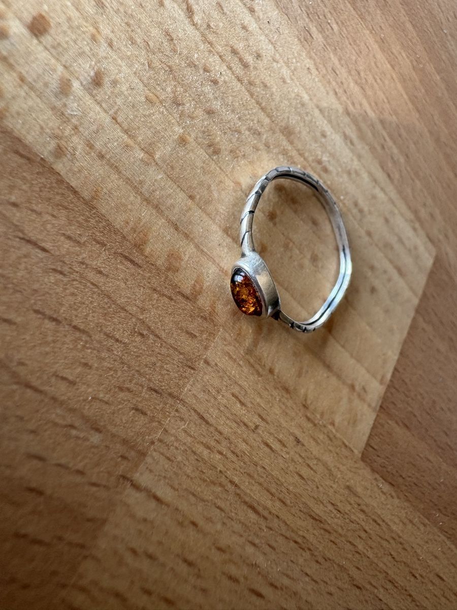 Ringe: Silberring mit Bernstein, Grösse zwischen 58 und 60 – Gebraucht aus Wädenswil von HaLu_12 1