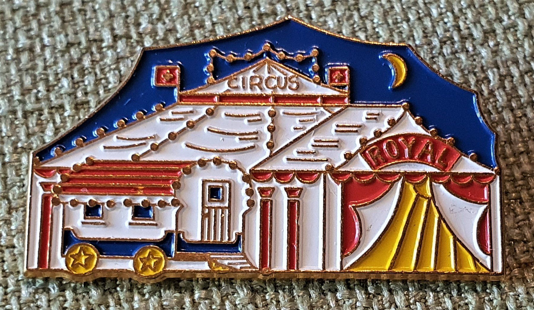 Spille & Fermagli: I680 Kunst Pin Simone Erni  Circus Royal – Usato da Reinach BL venduto da Boston-Verkauf