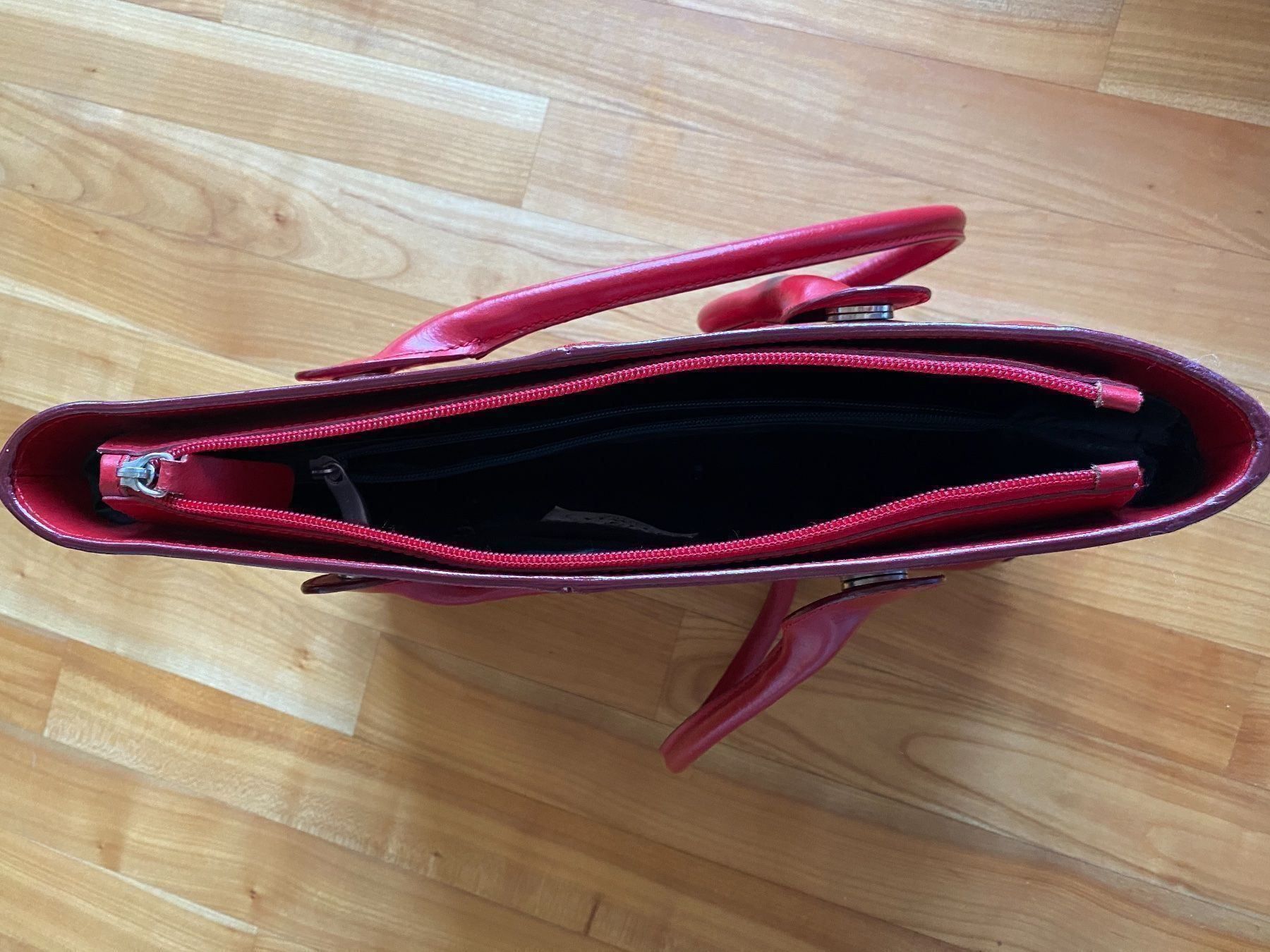 Taschen für Damen: Rote Leder Handtasche – Gebraucht aus Zug von tami12 5