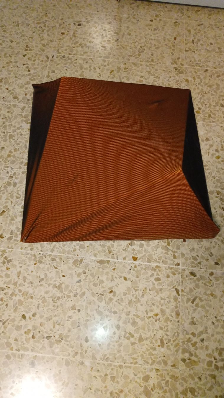 Kronleuchter & Deckenlampen: AXO light plafonnier forme carrée avec pointes, orange – Gebraucht aus Meyrin von pamanic 1