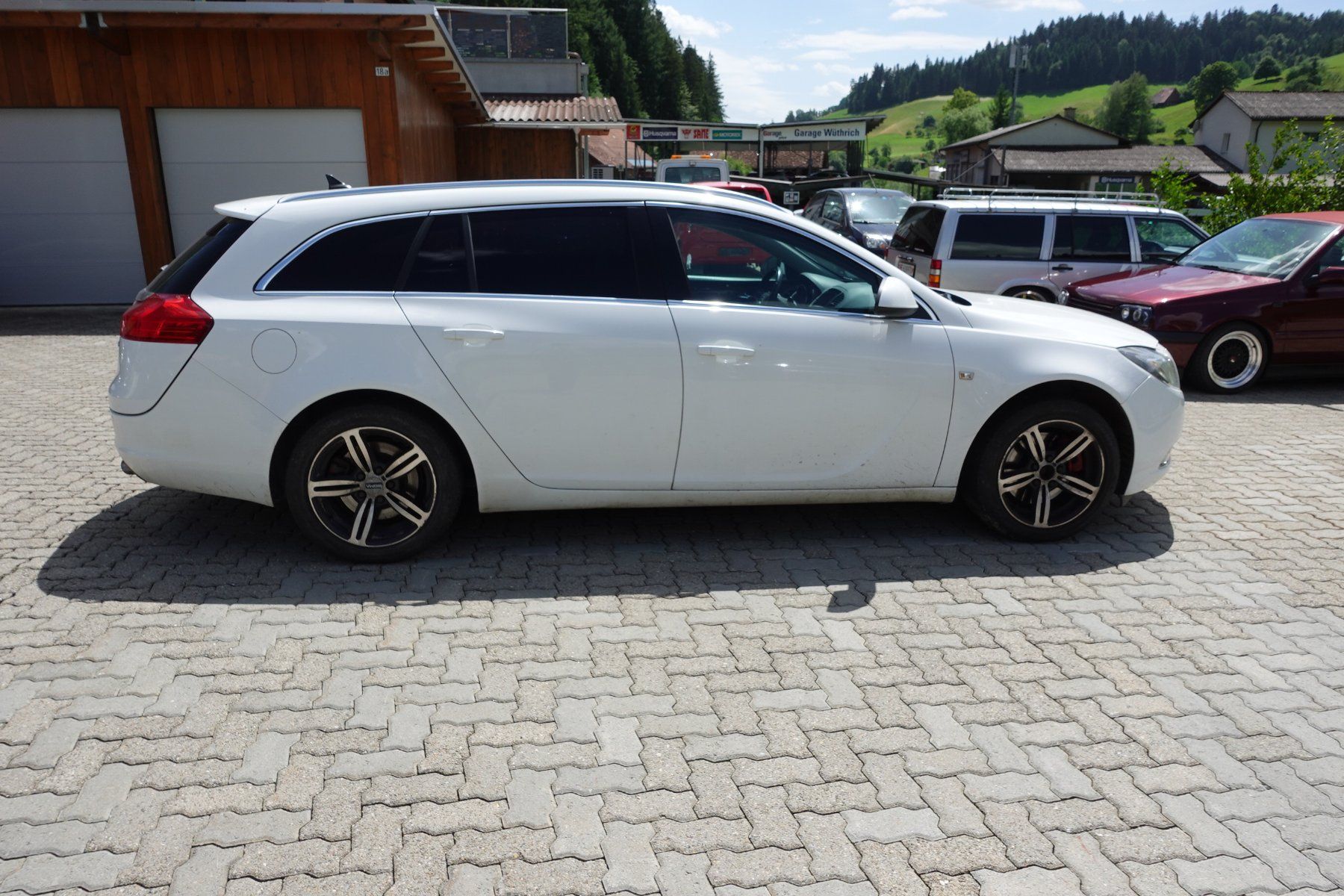 Opel Automobili: Opel Insignia A 20T 4x4 – Difettoso da Rüegsbach venduto da Garage3418 2