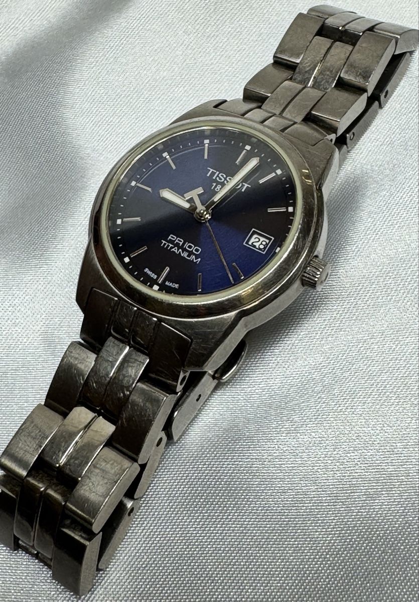 Tissot Orologi: Tissot PR 100 Titanium Blaue Zifferblatt – Usato da Untersiggenthal venduto da TimeandShine 4