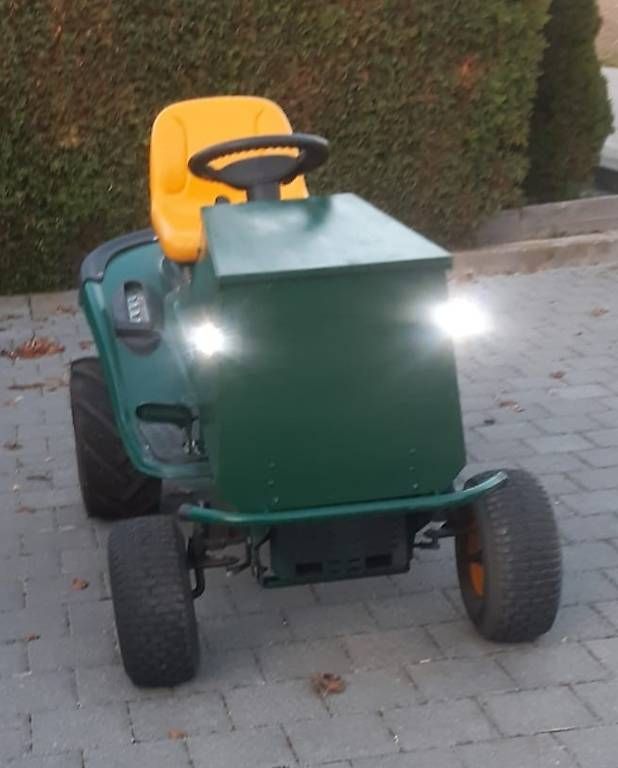 Tutte le macchine: Rasentraktor – Usato da Ruswil venduto da toyota1968