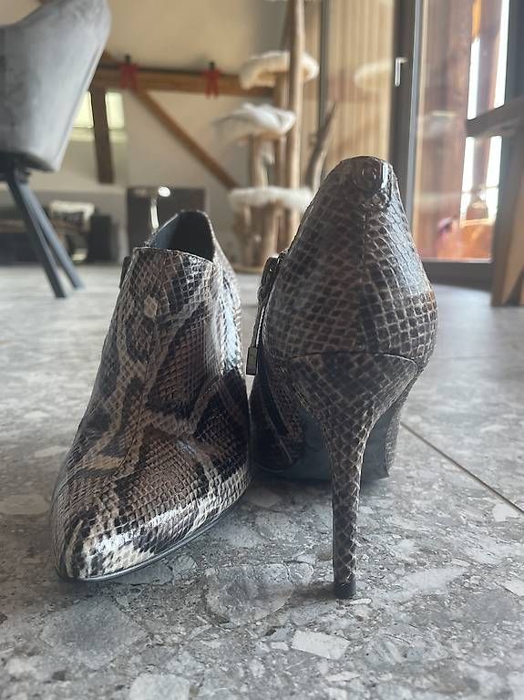 Chaussures femmes: Schuhe – D'occasion à Münsingen par Tertia01 1