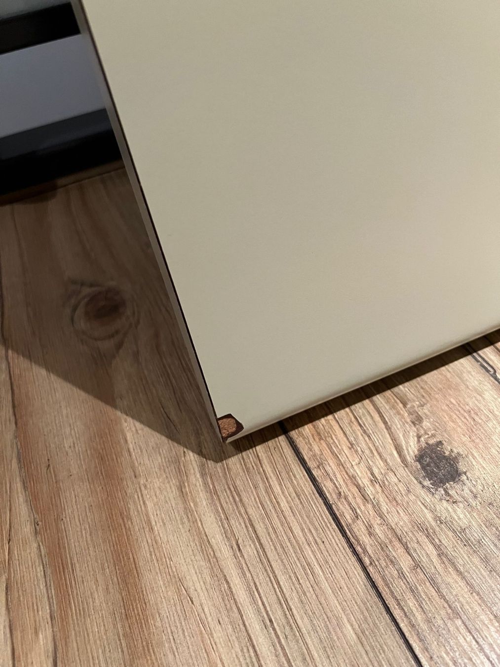 Scrivanie: Büro-Tischplatte mit Beinen – Usato da Sirnach venduto da Famisa 1
