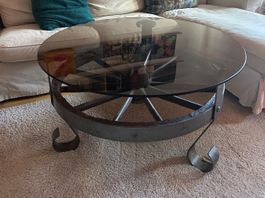 Vintage Glastisch Ø100 cm mit Wagenrad-Untergestell