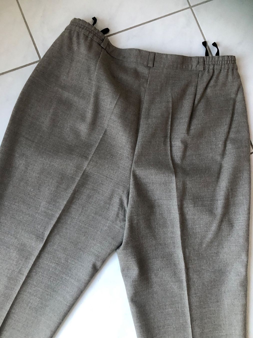 Pantaloni: Elegante Hose Gr 48 – Nuovo (secondo la descrizione) da Zell ZH venduto da Guffos 2