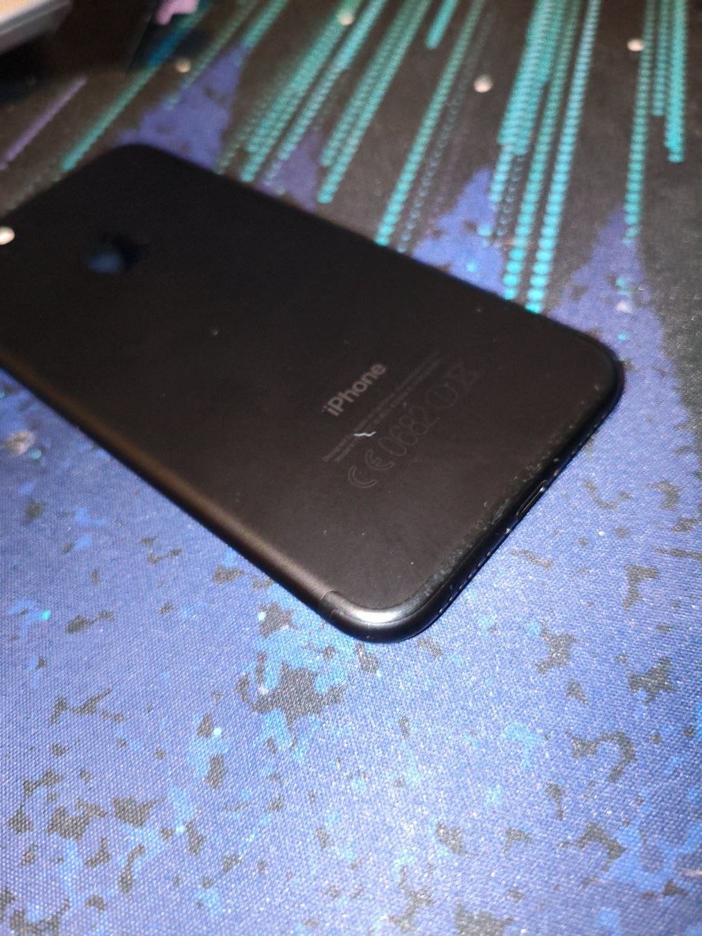 Apple Telefoni cellulari / Smartphones: Apple iPhone 7 Smartphone in Black with Display Damage – Usato da Bern venduto da Janick_S 3