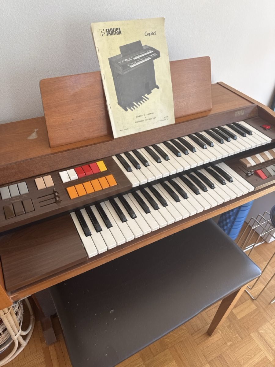 Musikinstrumente: Vintage Farfisa Capitol Organ with Bench – Gebraucht aus Lugano von cua_mh2g 1