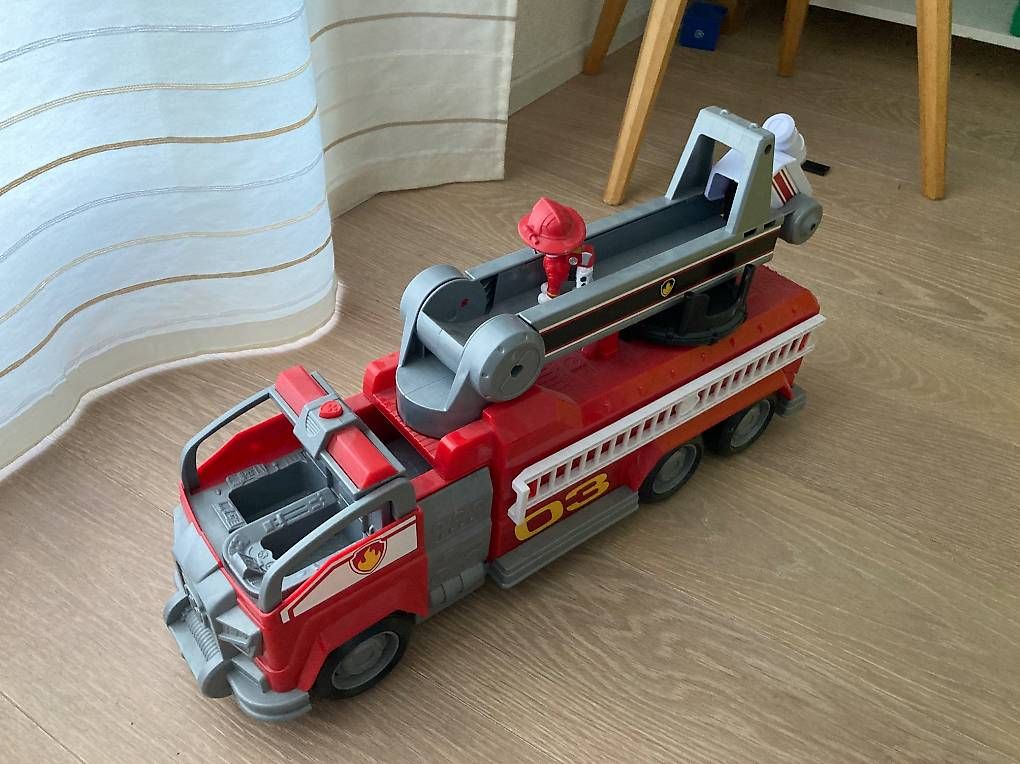Extincteurs: Feuerwehr Löschauto Marshall – D'occasion à Cazis par Sibrag 2